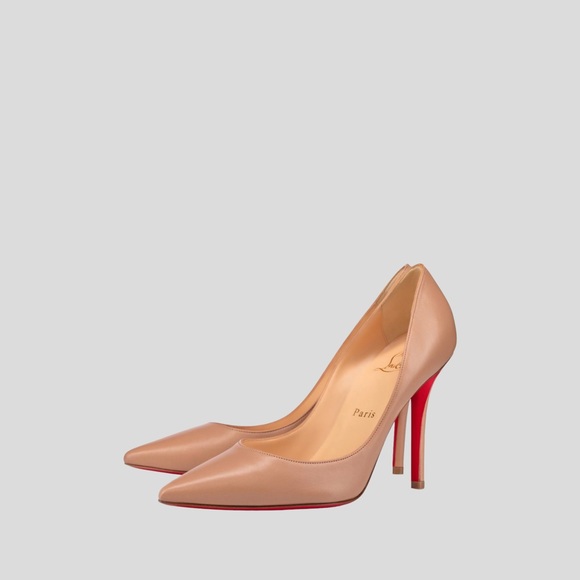 🆕 👠 CHRISTIAN LOUBOUTIN
Apostrophy Leather Pumps Color: Nude Nappa ✨Size: 38.5 - Picture 8 of 10